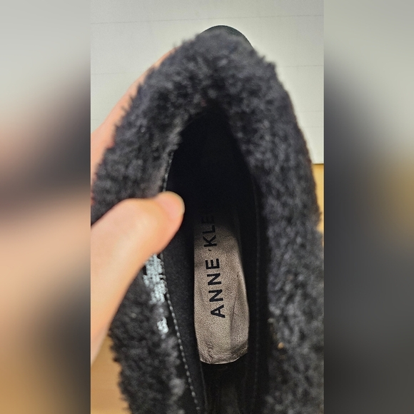 Anne Klein iFlex Black Faux Fur Suede with Back Zipper Ankle Boots size 7 1/2 - Picture 8 of 8